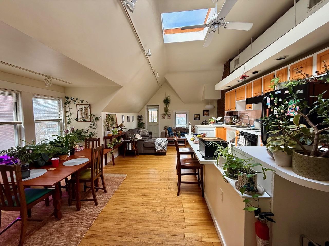 1678 Beacon St #3A