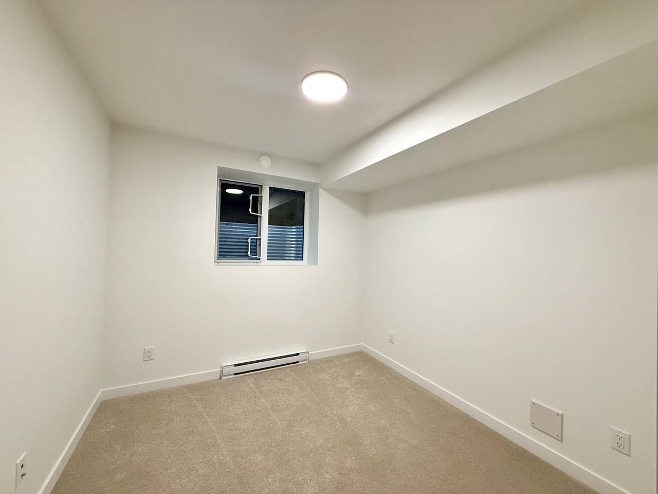 20324 77A Avenue - Photo 5 of 10