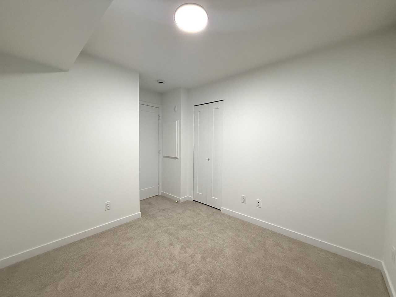 20324 77A Avenue - Photo 6 of 10