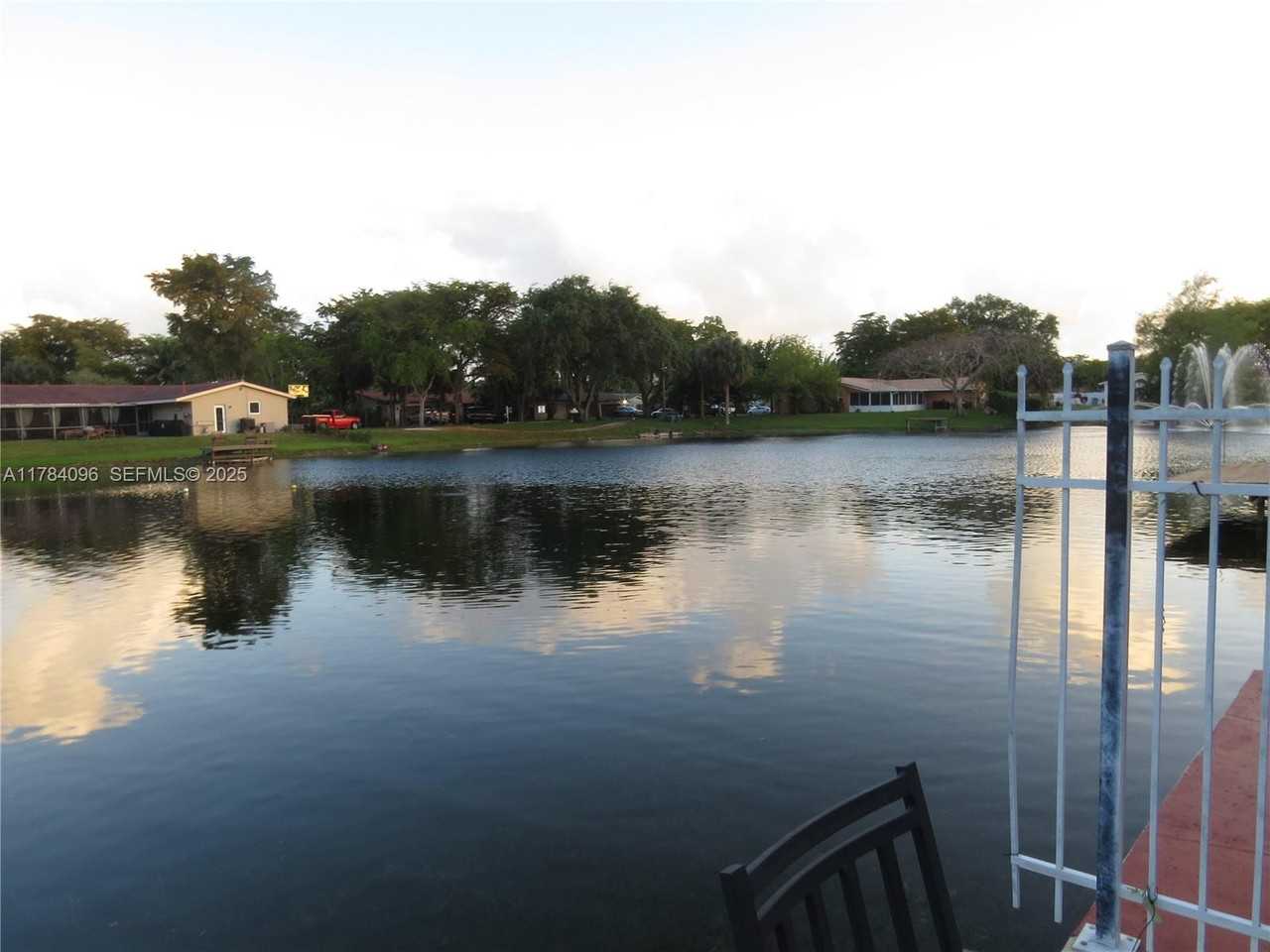 6904 Holly Road #6904 - Photo 7 of 14