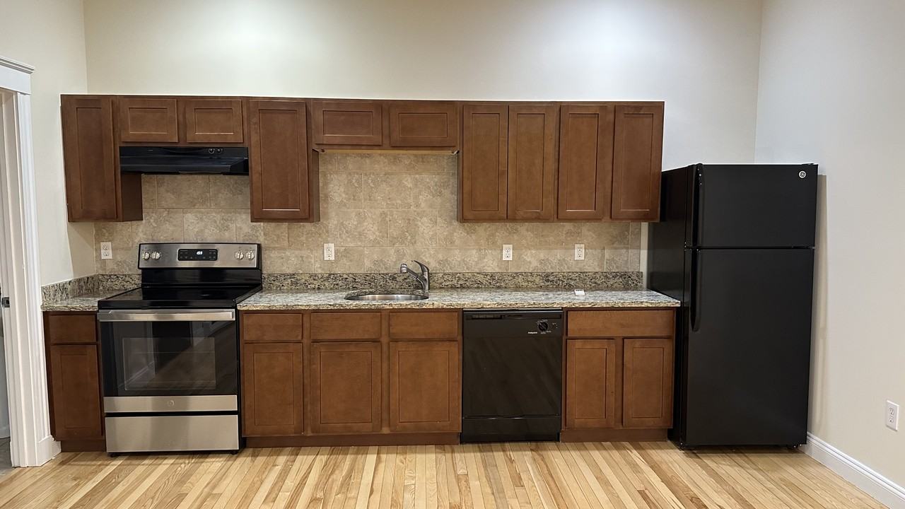 3 Main St #202 - Photo 7 of 8