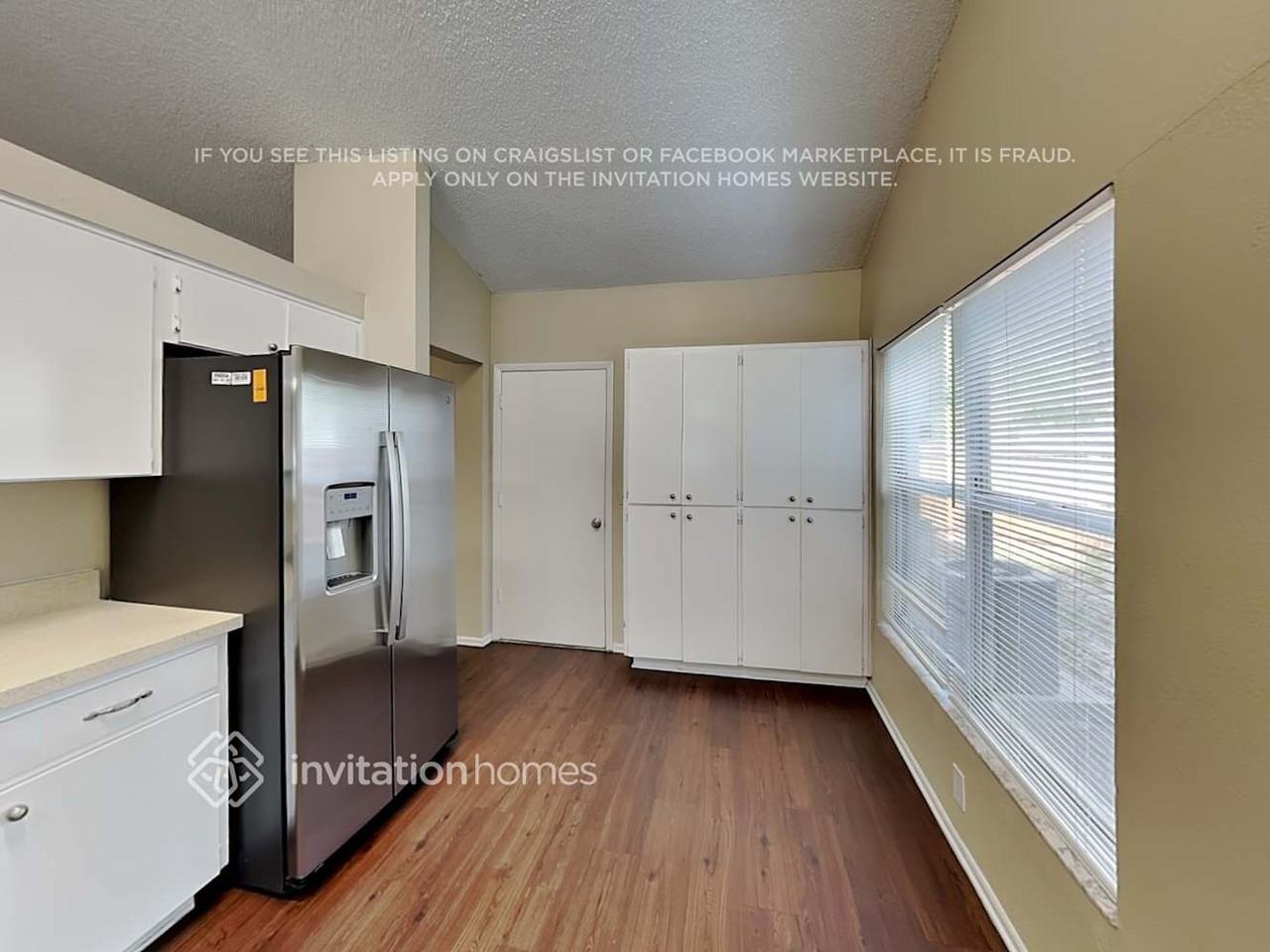515 49th St E - Photo 5 of 21
