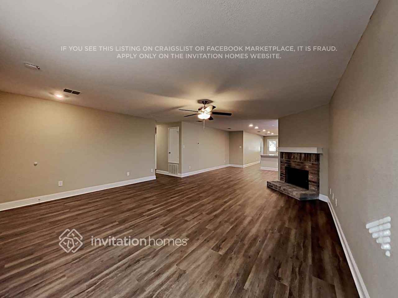 2361 Live Oak Dr - Photo 4 of 17