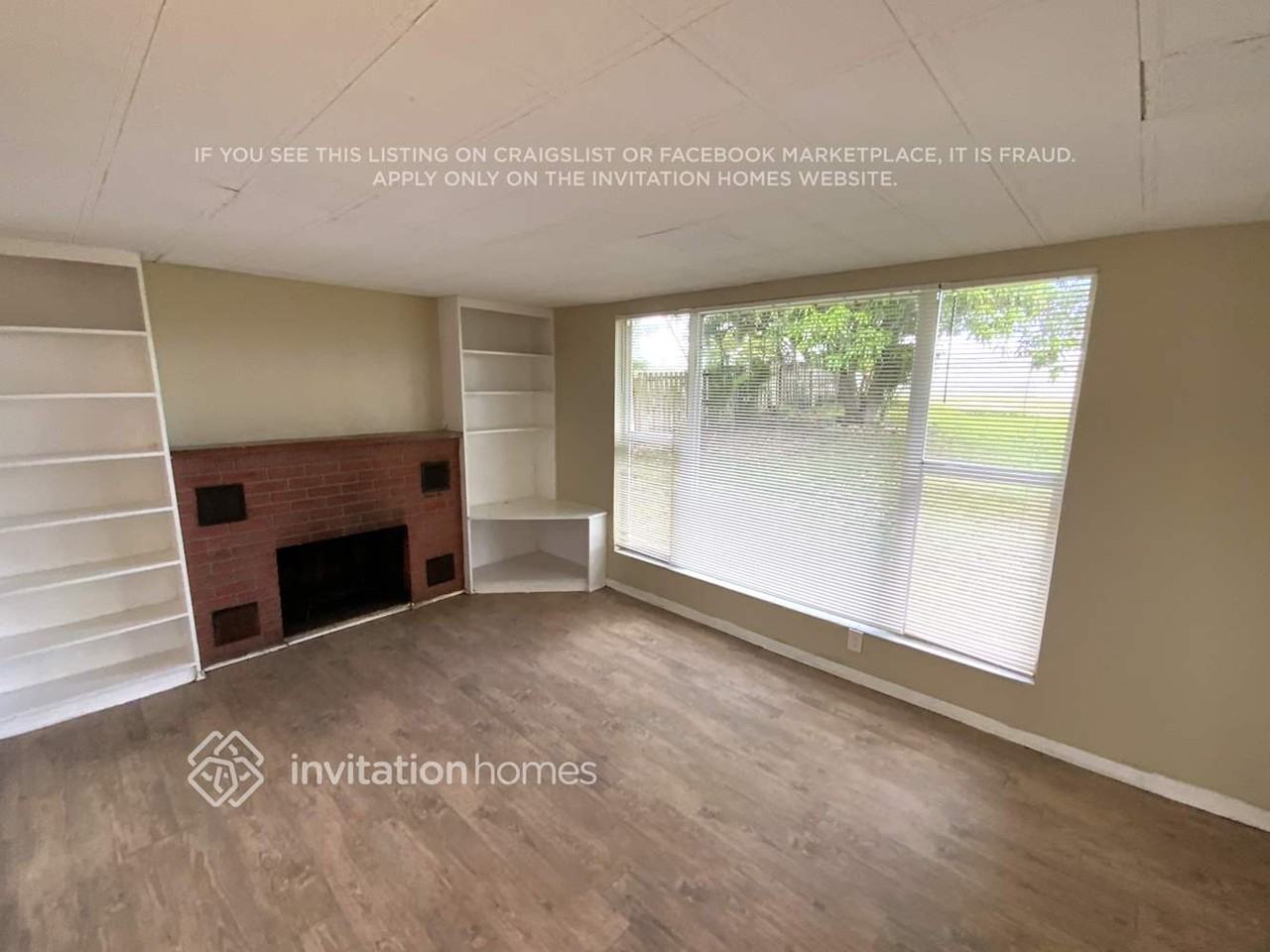 126 S 11th St - Photo 3 of 19