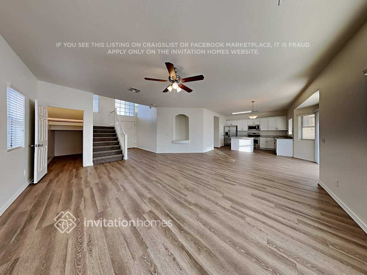 5015 W Burgess Ln - Photo 5 of 20