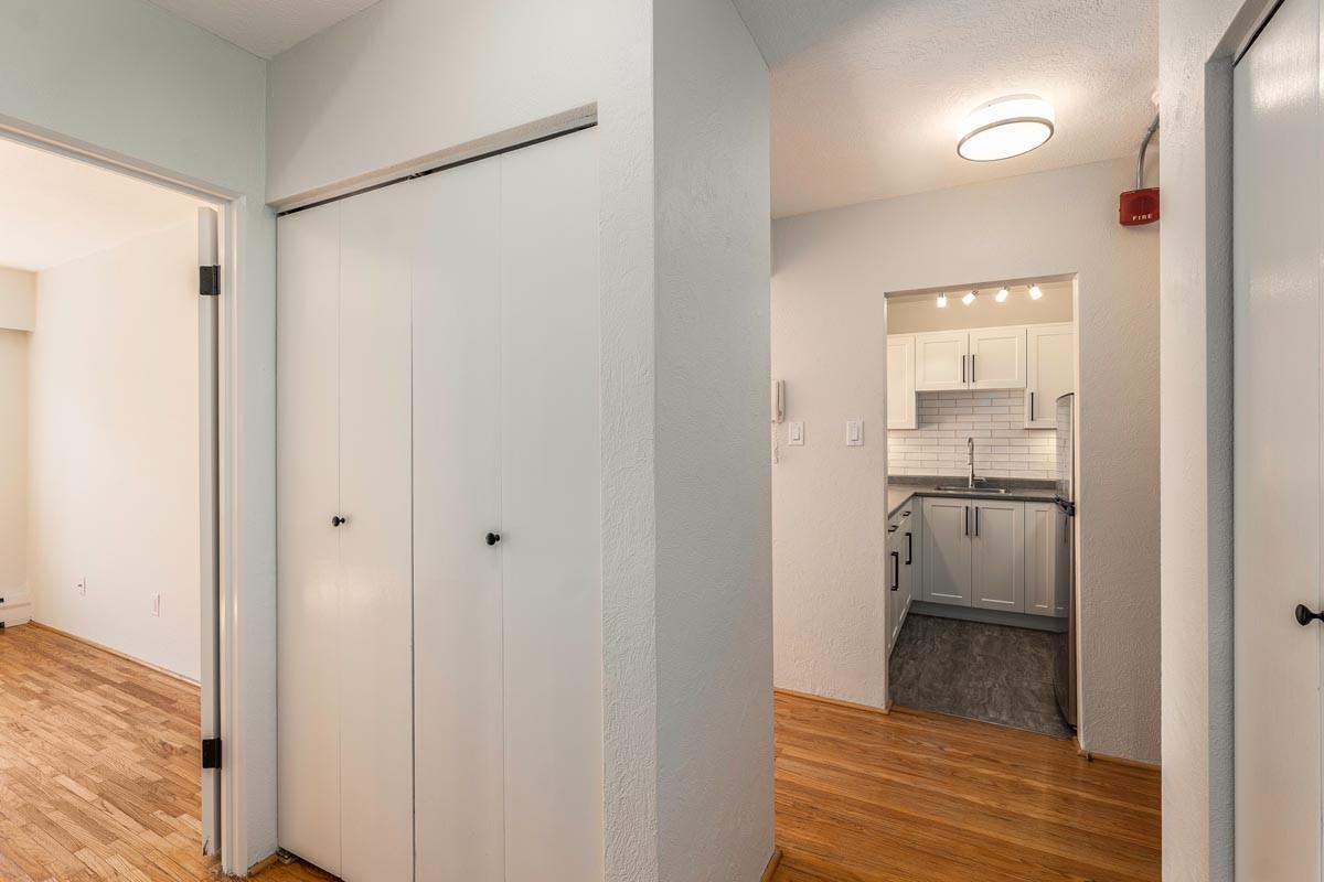Viscount Manor Apartments - Photo 5 of 13