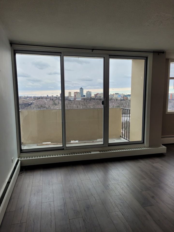 Crestview One Bedroom - Photo 7 of 19