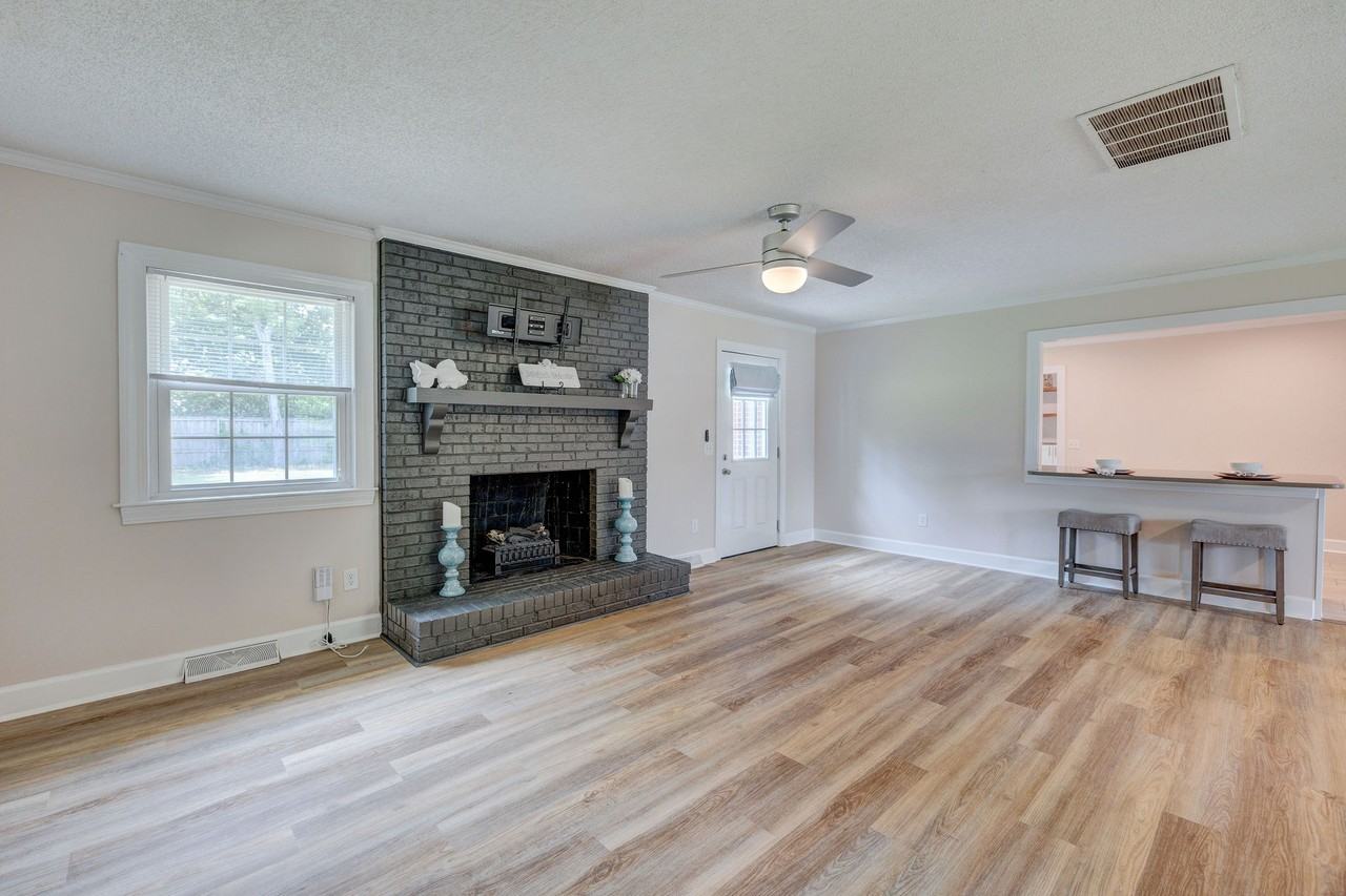 617 Windemere Rd #1 - Photo 6 of 18