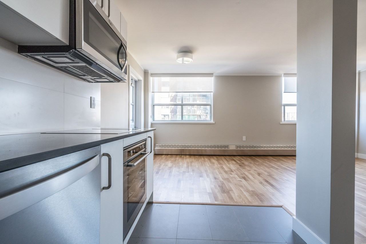 190 Jameson Avenue - Photo 2 of 15