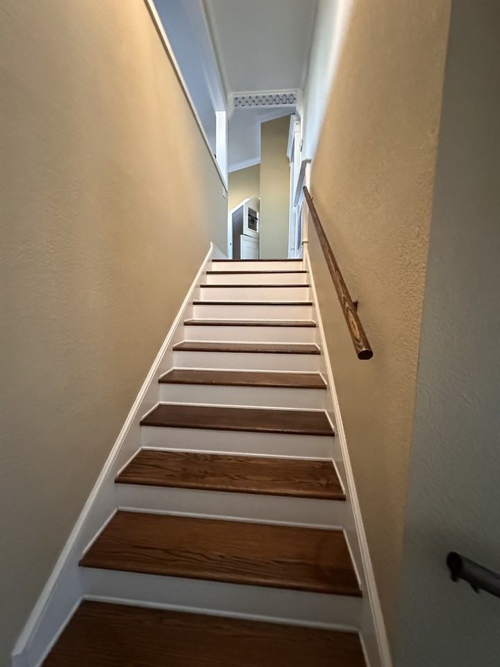 109 E North St #1 - Photo 7 of 32