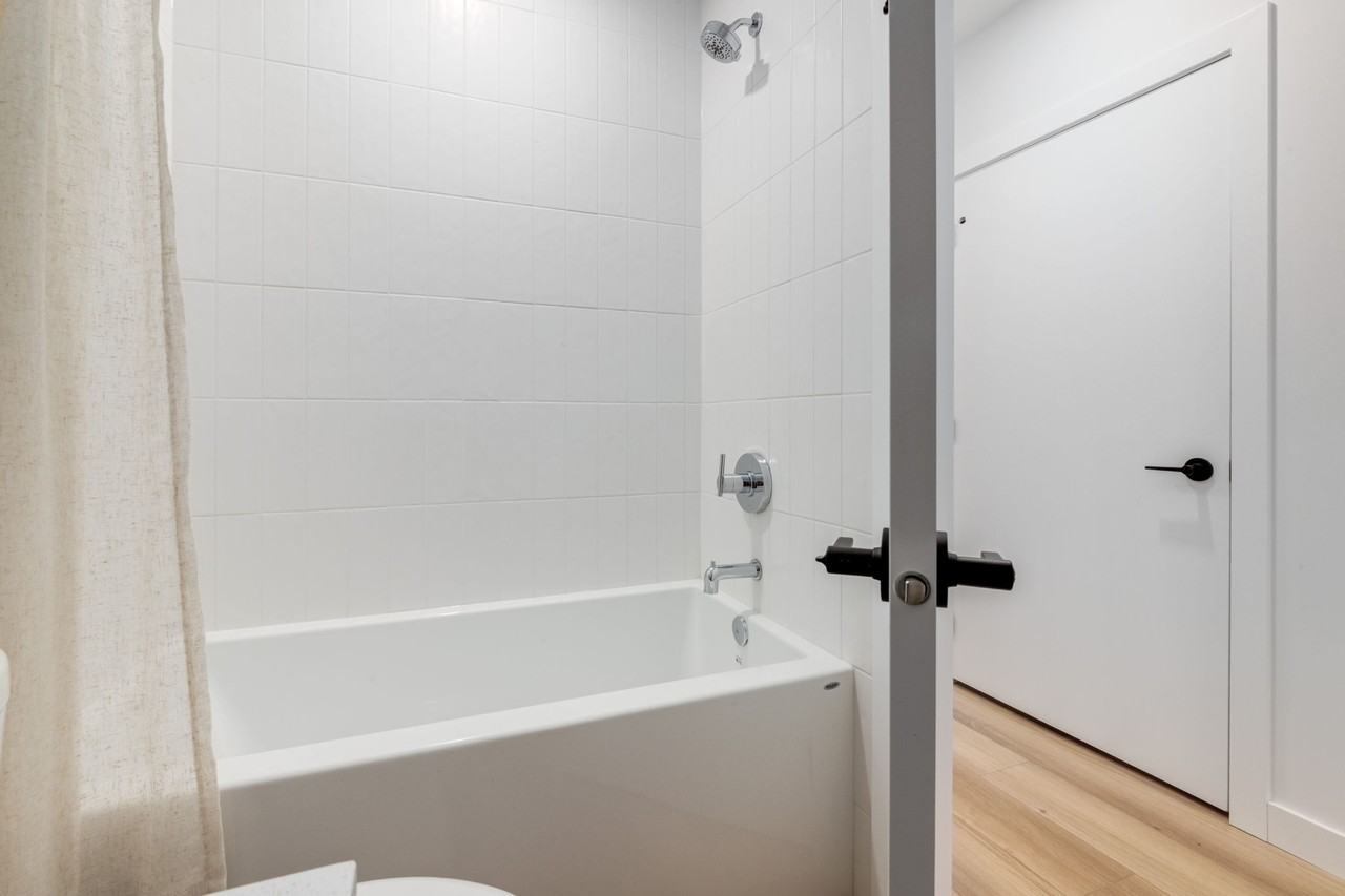 Loop 33 - Photo 4 of 50