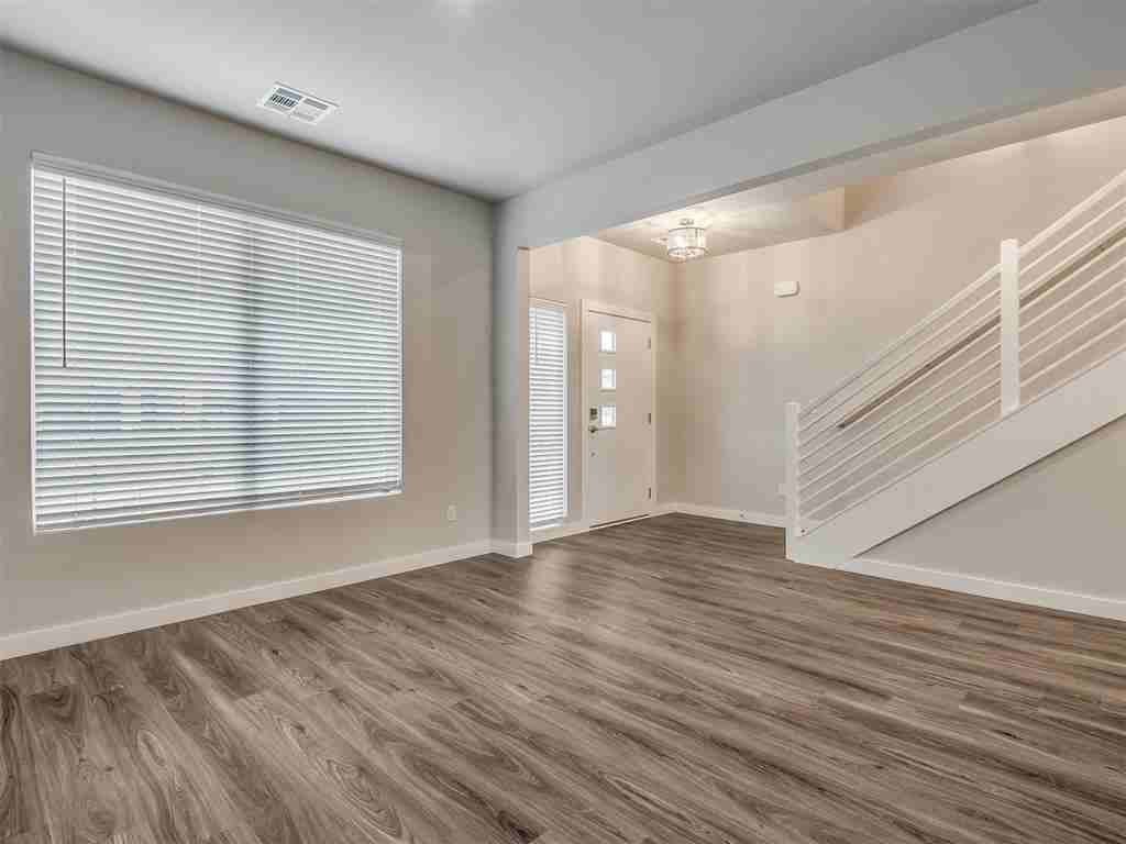 520 Nw 176th Ter #1 - Photo 7 of 47