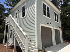 featured image of 850 Ribaut Rd #1