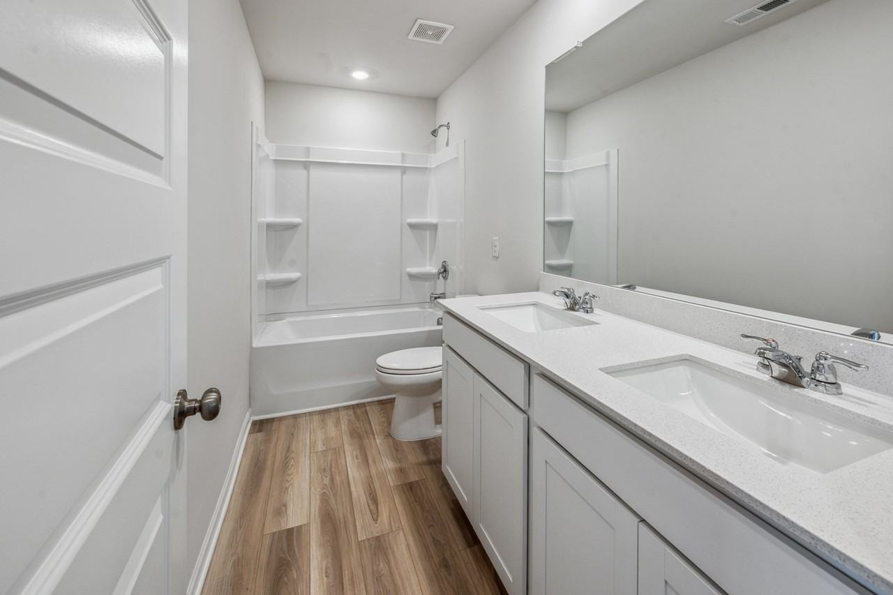 3327 Steadman St #1 - Photo 7 of 12