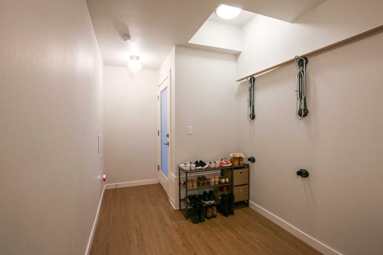 2618 Se 51st Ave - Photo 5 of 11