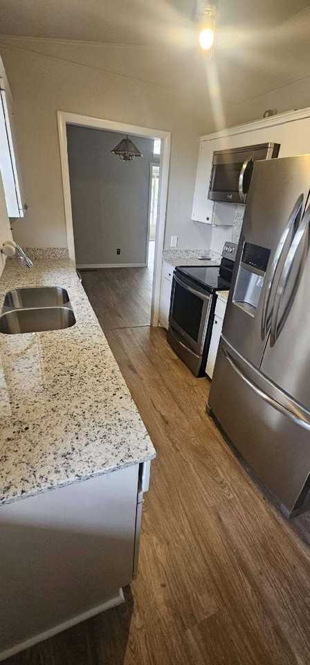 2 Hope Dr - Photo 4 of 12