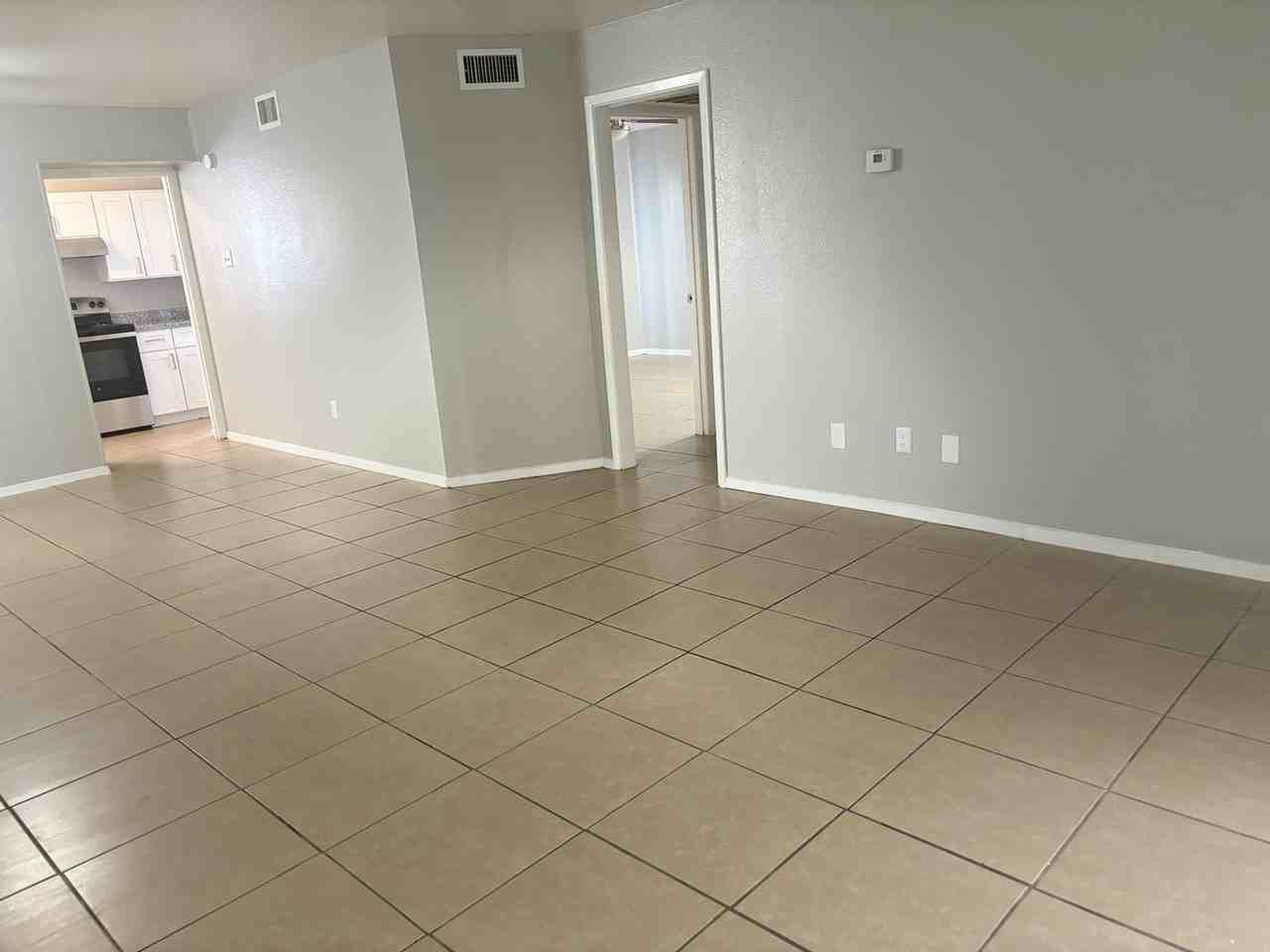 1302 Waldron Rd #102 - Photo 6 of 18