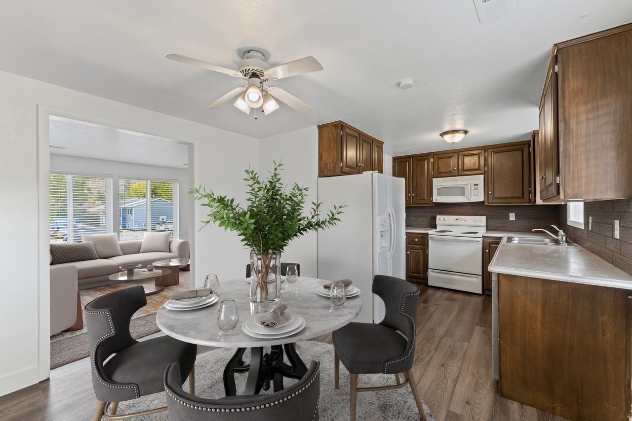 470 N 75 W #1 - Photo 4 of 34