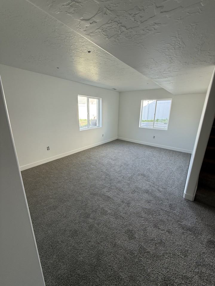 838 S Criddle Rd #1 - Photo 4 of 18