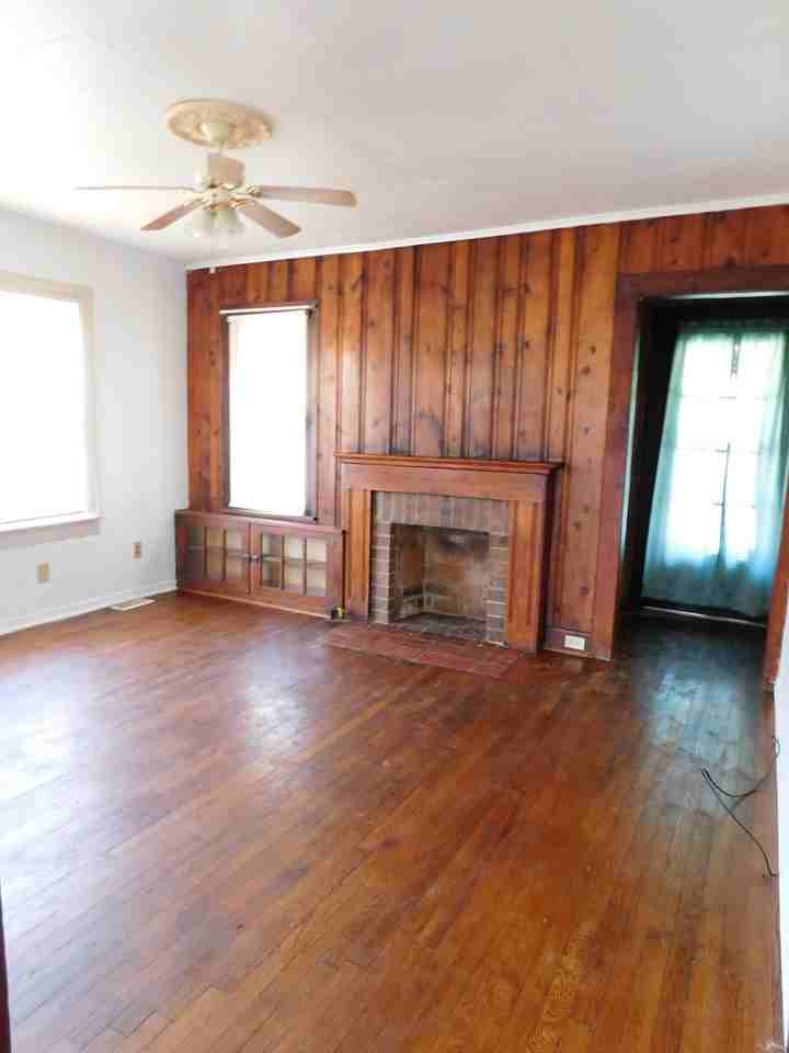 6 Douglas St #1 - Photo 4 of 7