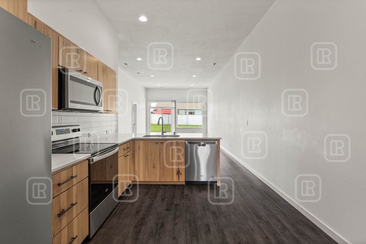 708 S Crescent Ln #1 - Photo 6 of 20