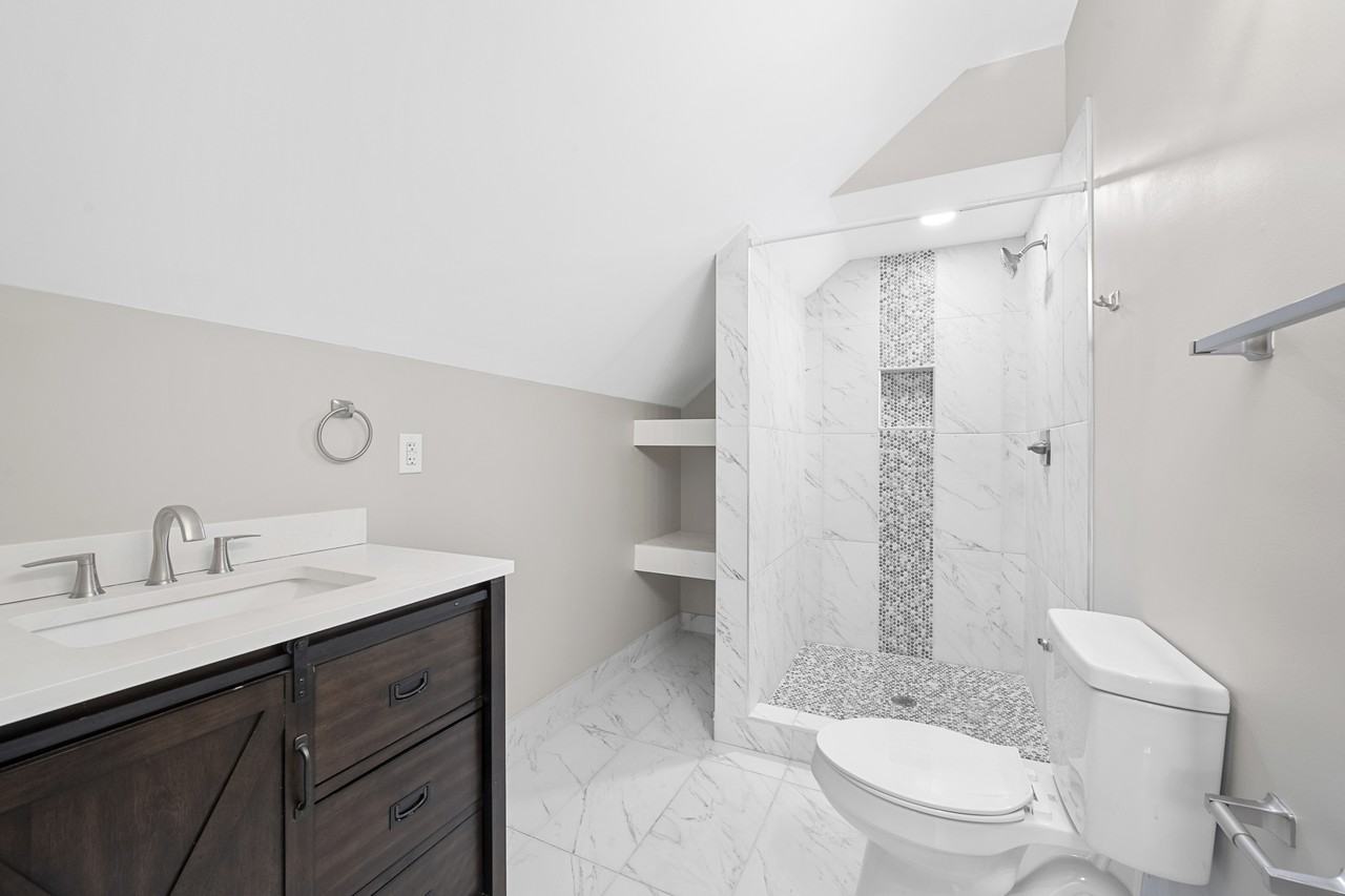 23737 Brittany Ave #1 - Photo 6 of 16