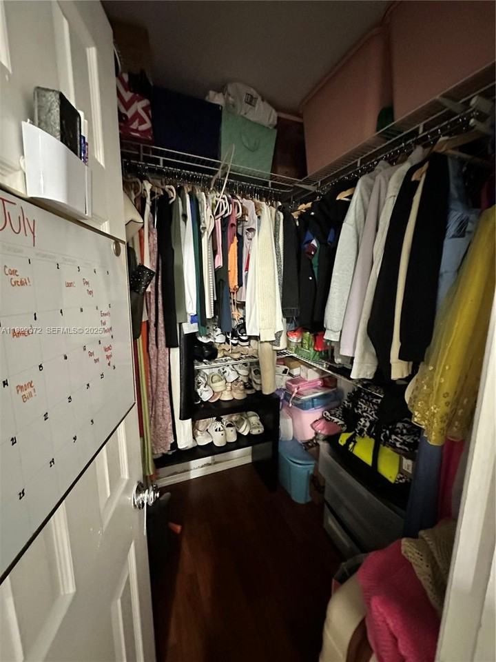 5010 East 1st Avenue #5010 - Photo 6 of 15