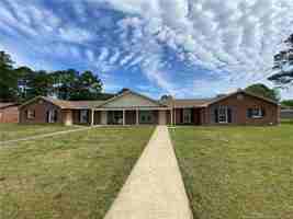 featured image of Crabapple Cir #1