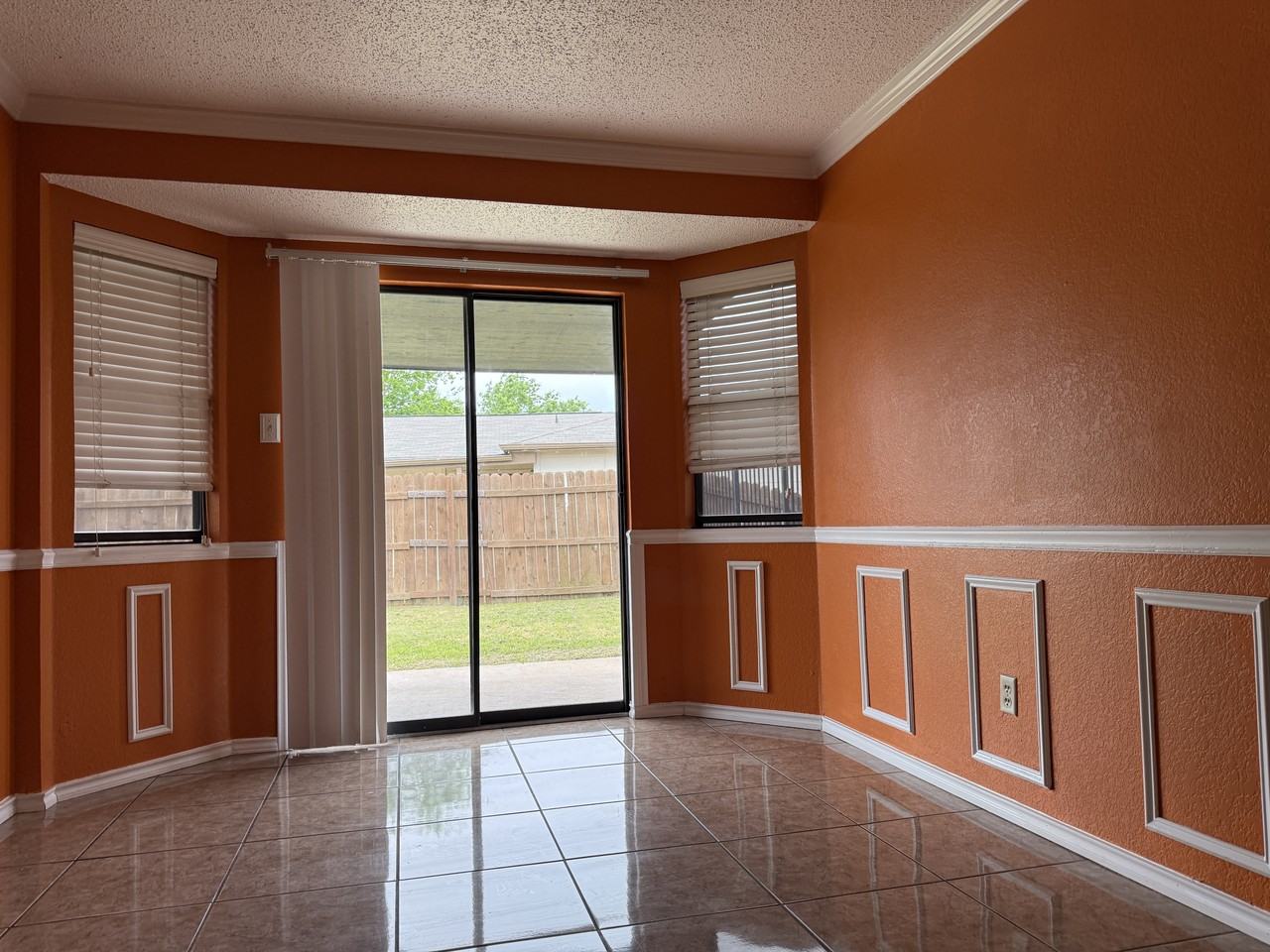 2506 Boyd Ave #1 - Photo 4 of 12