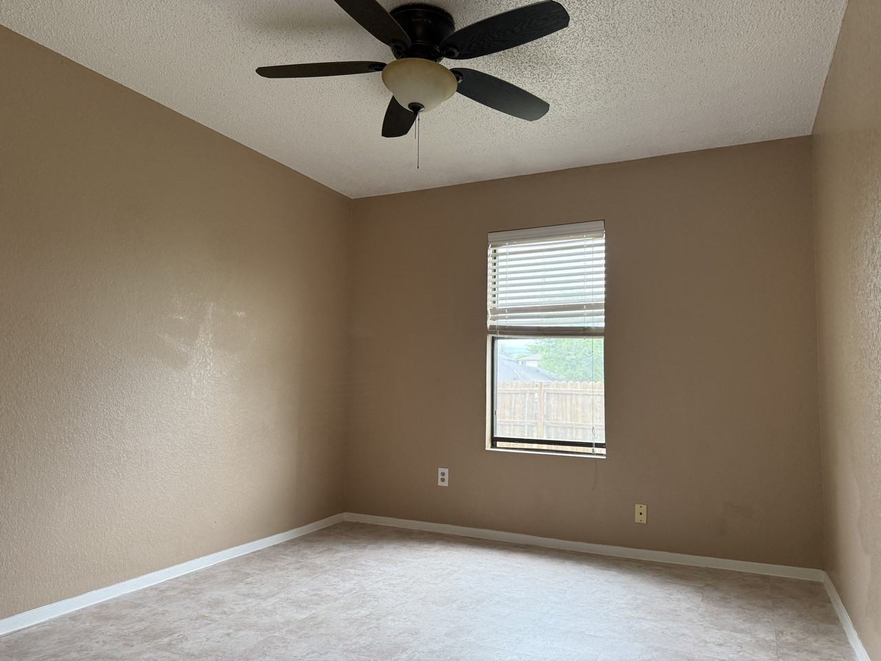 2506 Boyd Ave #1 - Photo 5 of 12