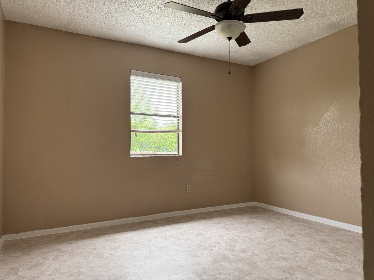 2506 Boyd Ave #1 - Photo 6 of 12