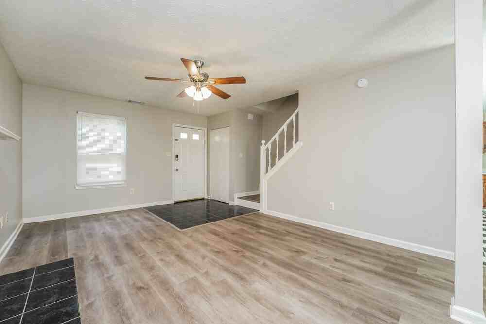 6164 Saint Christophers Ct - Photo 4 of 17