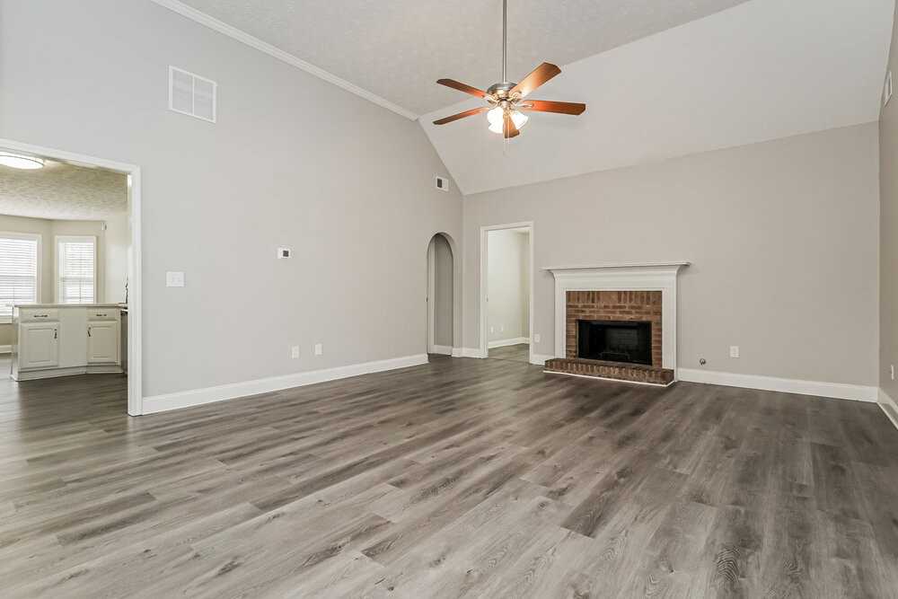 217 Whitney Ln - Photo 5 of 16
