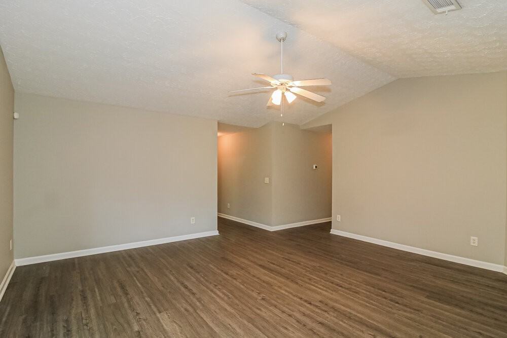 20 Carver Dr - Photo 5 of 16