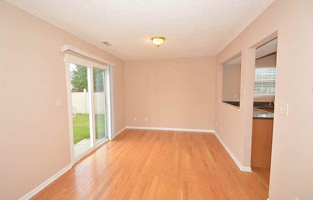 3438 W 52nd St - Photo 5 of 29