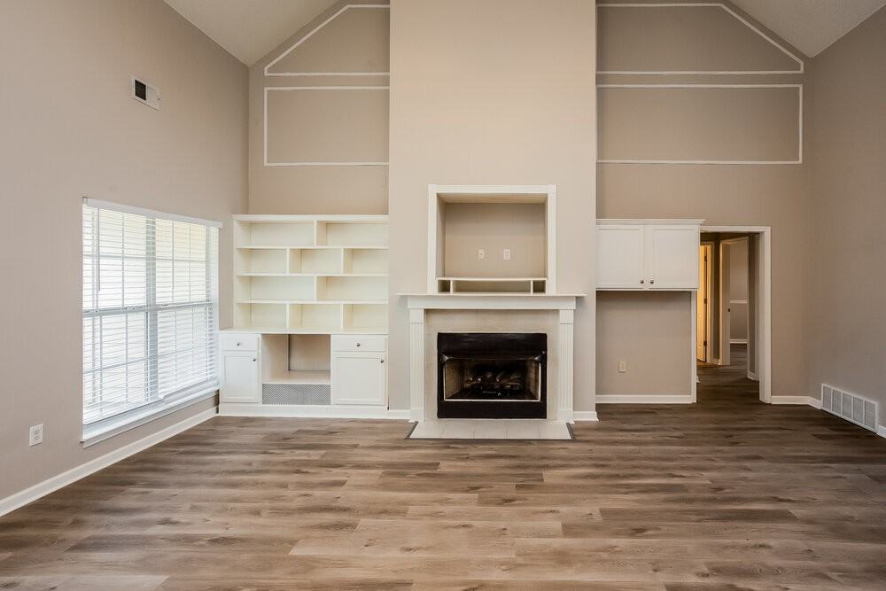 1626 Brentwood Trce - Photo 4 of 15