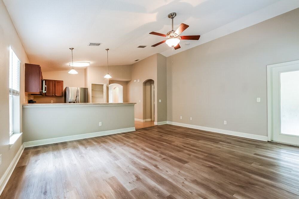 2432 Princeton Ave - Photo 5 of 16