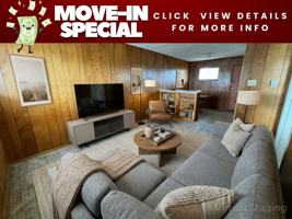 featured image of 805 W Hallmark Ave