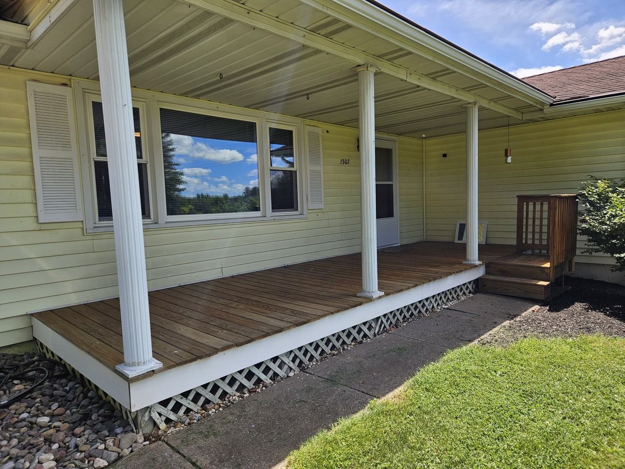 1307 Harris St #1 - Photo 2 of 17