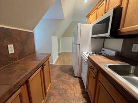 614 Mellon St #3 - Photo 1 of 1