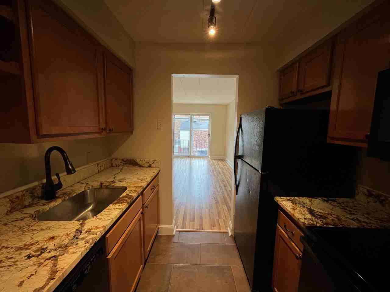 151 Robinson St #22 - Photo 4 of 25