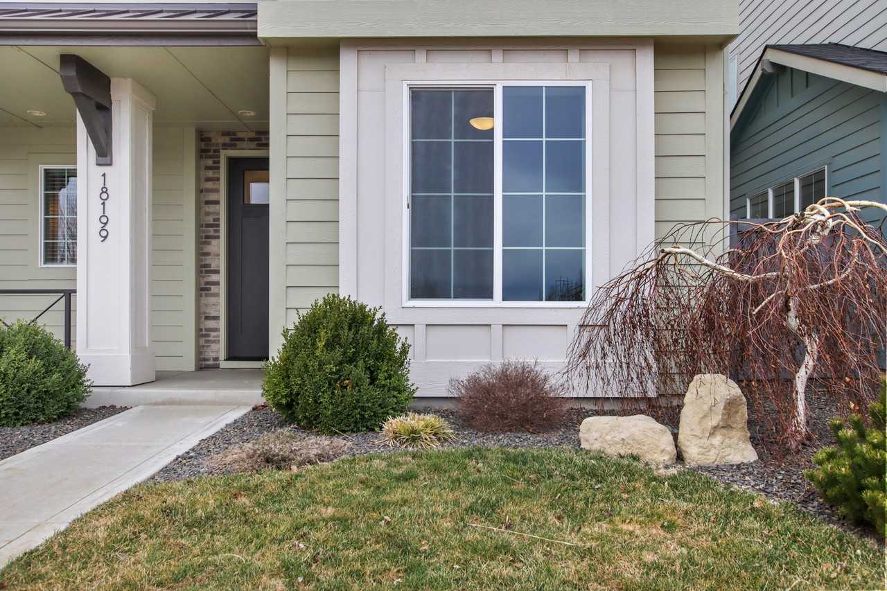 18199 Trautman Ave #1 - Photo 3 of 26