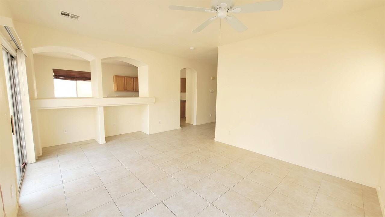 Maidenhair Ct #1 - Photo 5 of 37