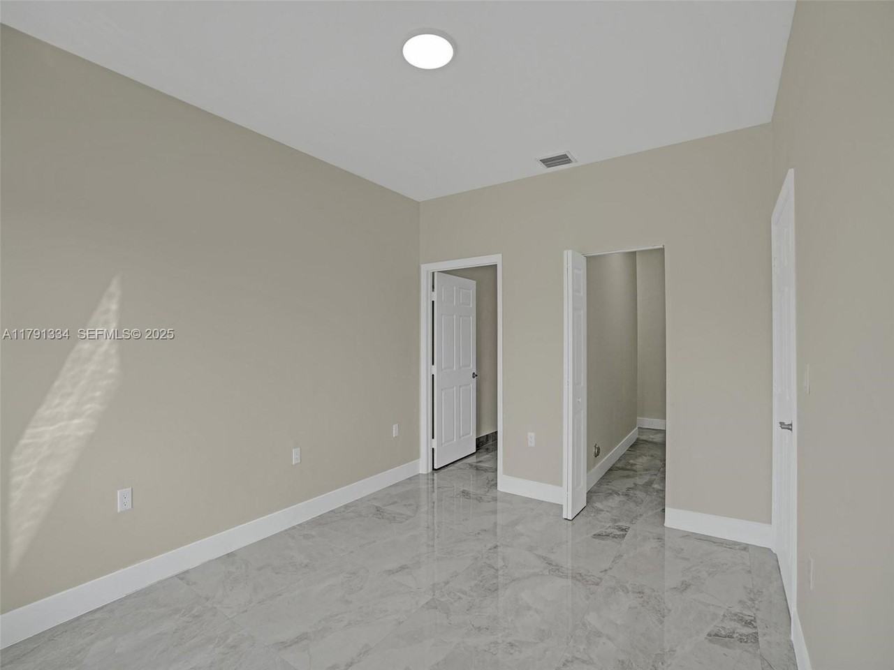 14515 Southwest 272nd Street #14515 - Photo 2 of 32