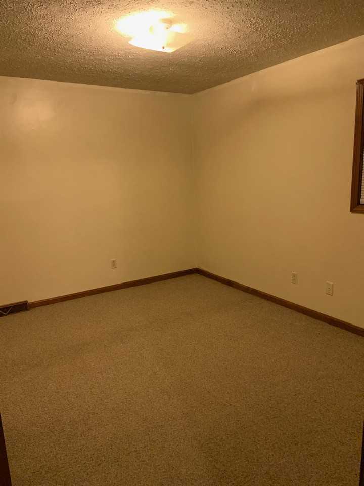 1730 Tamarack Rd #1730 - Photo 4 of 11