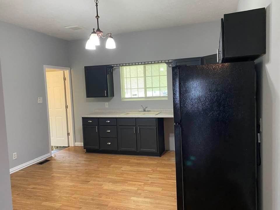 315 S 7th St #1 - Photo 3 of 13