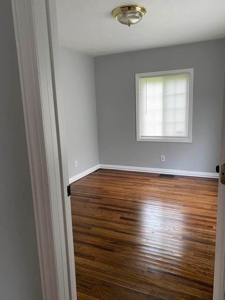 315 S 7th St #1 - Photo 5 of 13