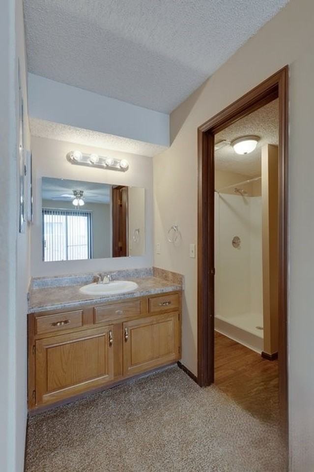 Aragon Apartments - Photo 5 of 50