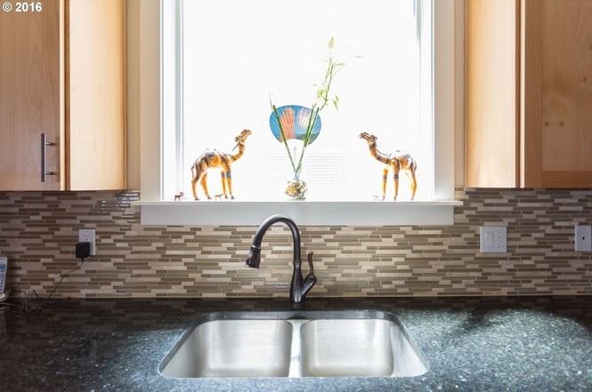 7697 Ne Prefontaine St #1 - Photo 7 of 27