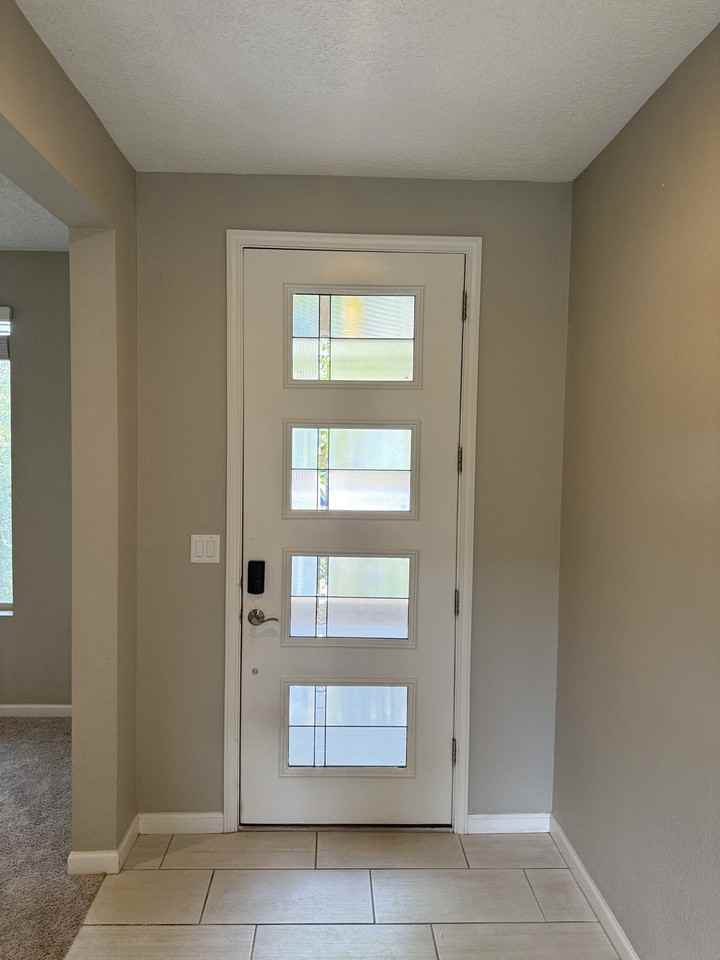 6624 Yawkey Way Ne #1 - Photo 3 of 39